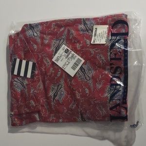 Lands End women's long sleeve turtleneck in red paisley size xl